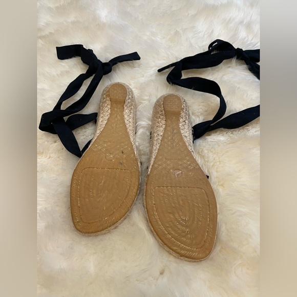 DKNY lace up espadrilles - Picture 5 of 6